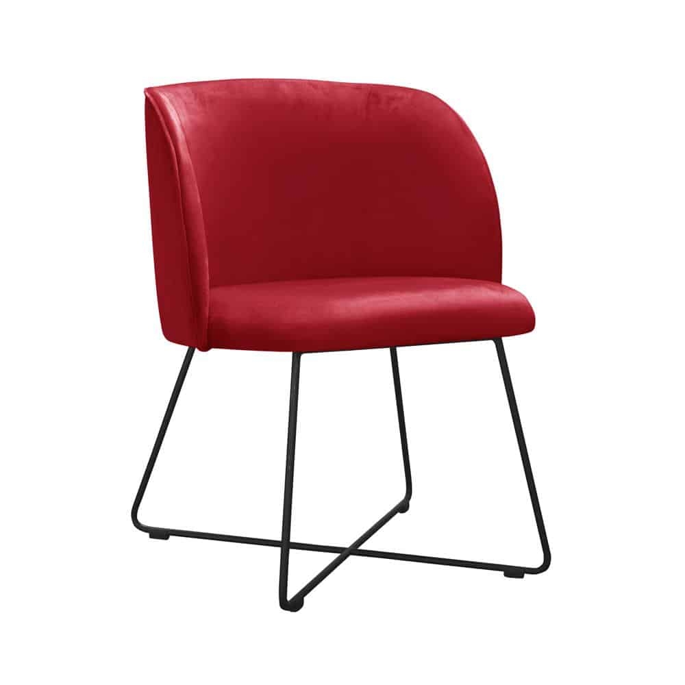 Stuhl mit rotem Bezug.